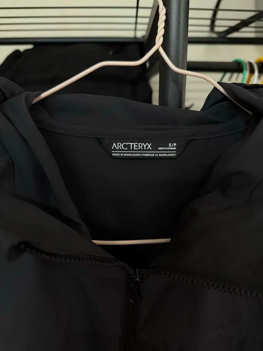 ARC TERYX アークテリクス スクイミッシュ ウィンドブレーカー