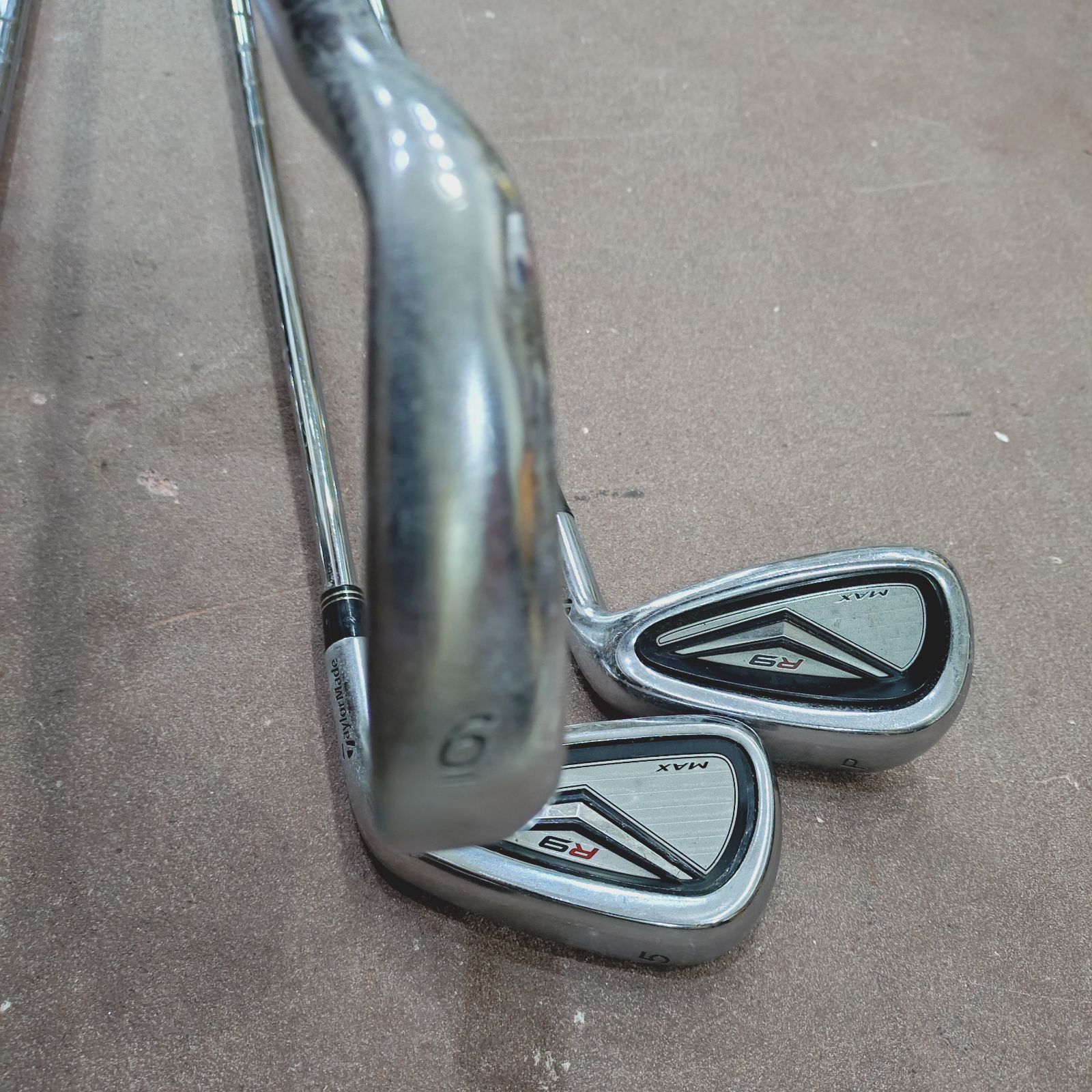 TaylorMade - ⭐️テーラーメイド　R9 MAX アイアン8本　メンズ　FLEX S TaylorMade テーラーメイド R9 MAX アイアンセット 右打ち 男性