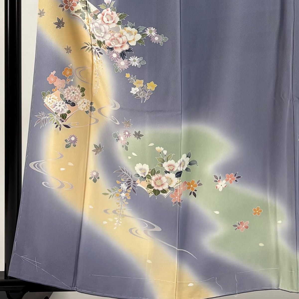 訪問着 身丈159.5cm 裄丈68cm L 袷 冊子 草花 金彩 ぼかし 青灰色 正絹 秀品