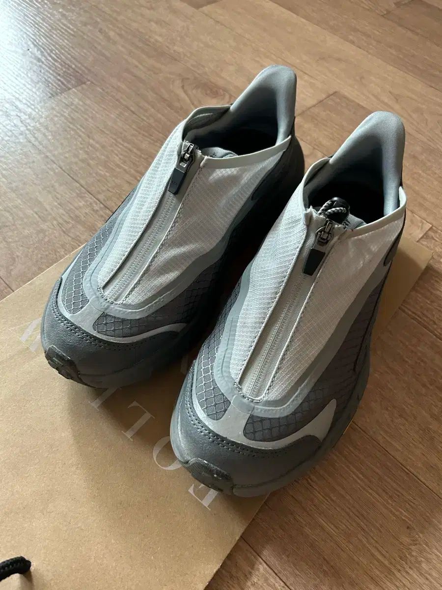 HOKA ONE ONE ホカオネオネ 輸送 265