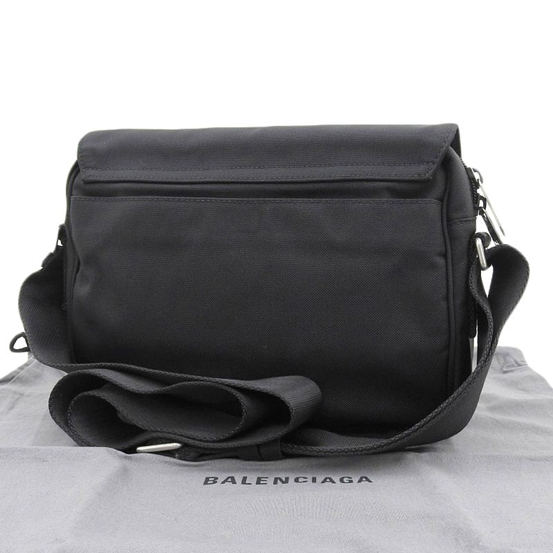 バレンシアガ エクスプローラー メッセンジャーバッグ 701747 バレンシアガ エクスプローラー メッセンジャーバッグ 701747