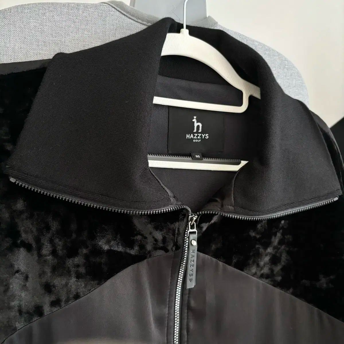 HAZZYS へジス ゴルフ ツアーベルベット ジップアップ