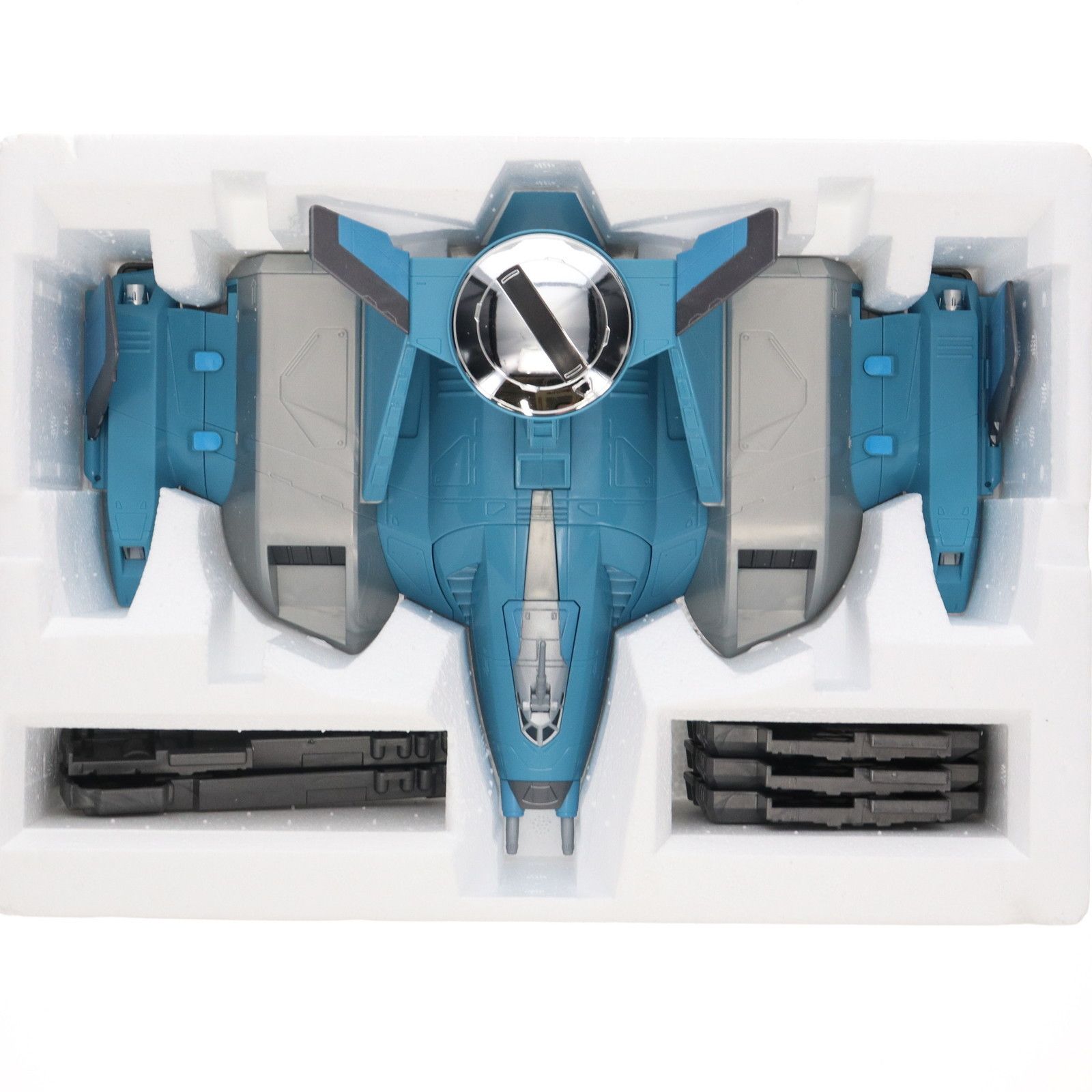 大型輸送戦闘機 CV DXピースキャリー ウルトラマンガイア 完成