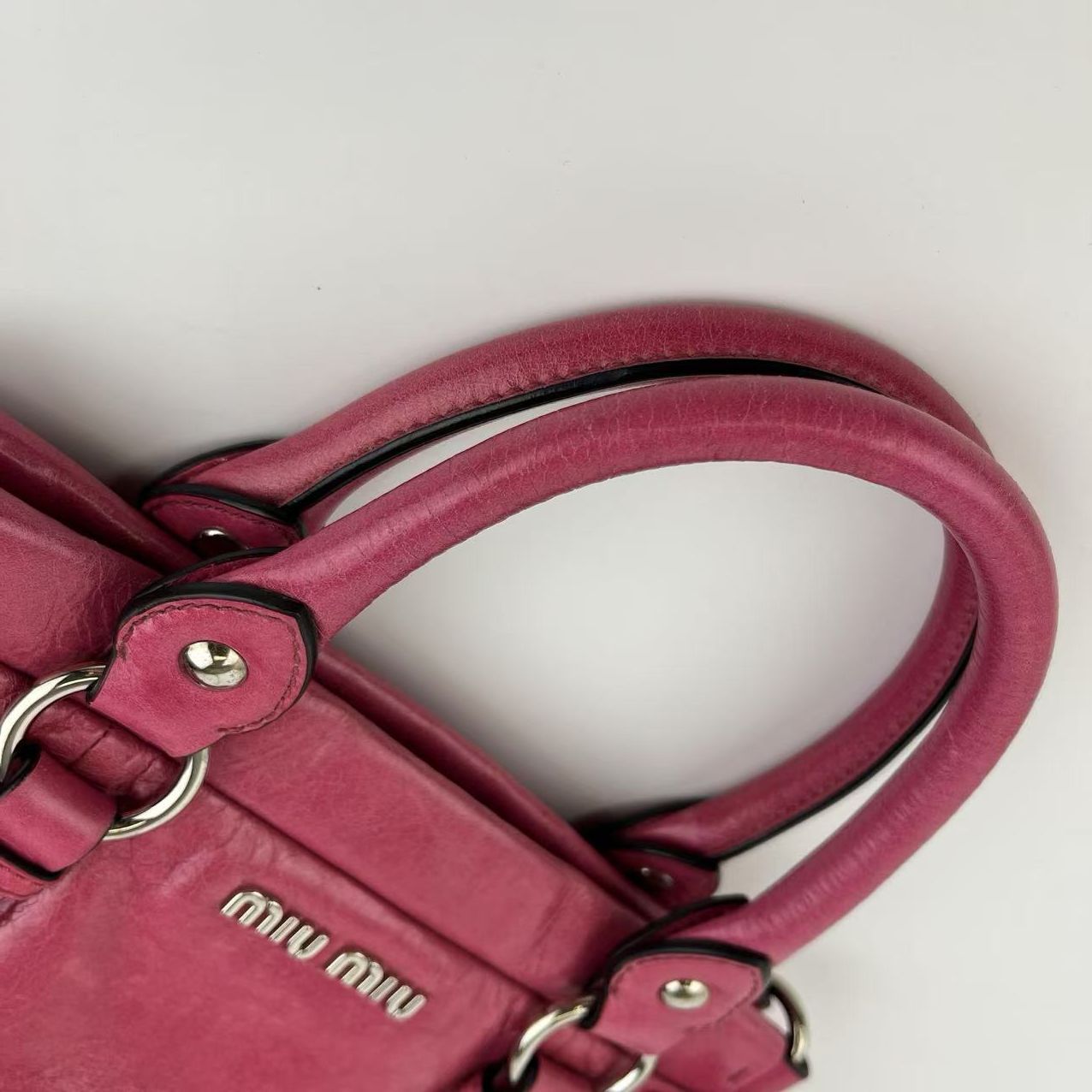 miumiu ミュウミュウ 2WAY ショルダーバッグ ハンドバッグ 斜め掛け  