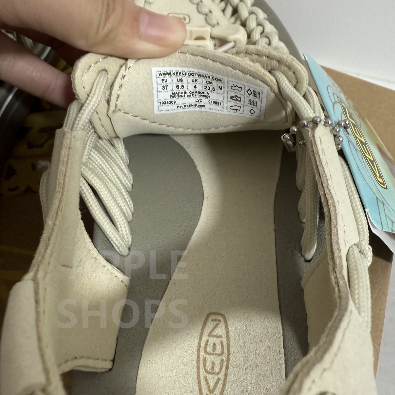 新品】KEEN UNEEK ユニーク サンダル ベージュ メンズ