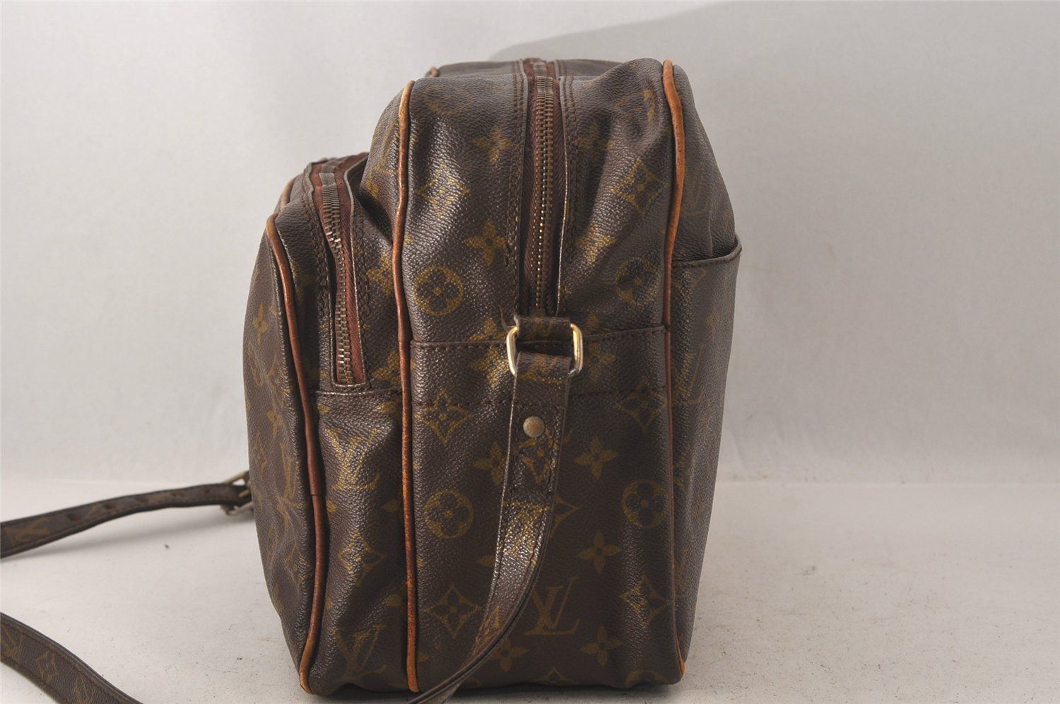 LOUIS VUITTON ルイヴィトン モノグラム ナイル 34 ショルダー