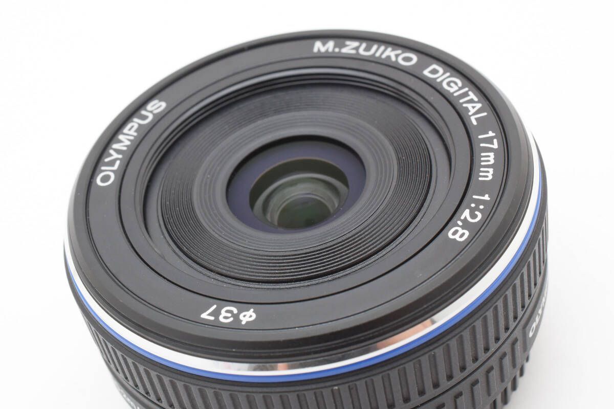 ★OLYMPUS/オリンパス 単焦点レンズ M.ZUIKO DIGITAL 45mm F1.8/シルバー/前後キャップ付き#1725300009