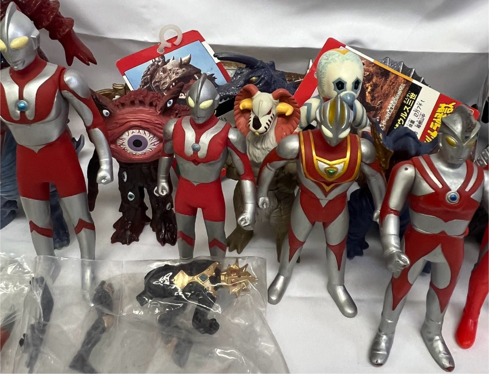 ウルトラ怪獣 ソフビ フィギュア 22個まとめ売り ウルトラマンソフビ