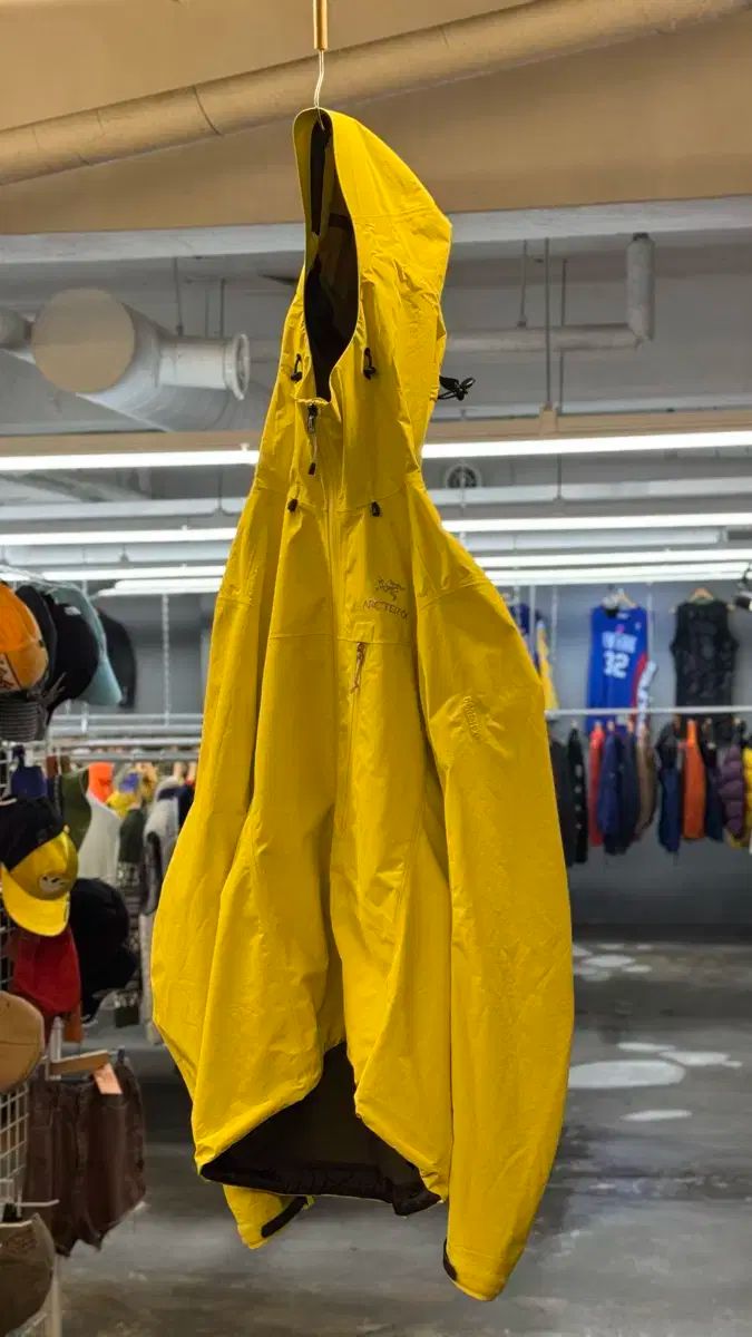 ARC TERYX アルファSL ジャケット イェロー S