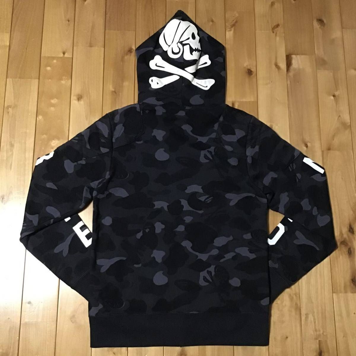 ネイバーフッド×BAPE シャークパーカーM BAPE × NEIGHBORHOOD シャーク パーカー Mサイズ shark full zip