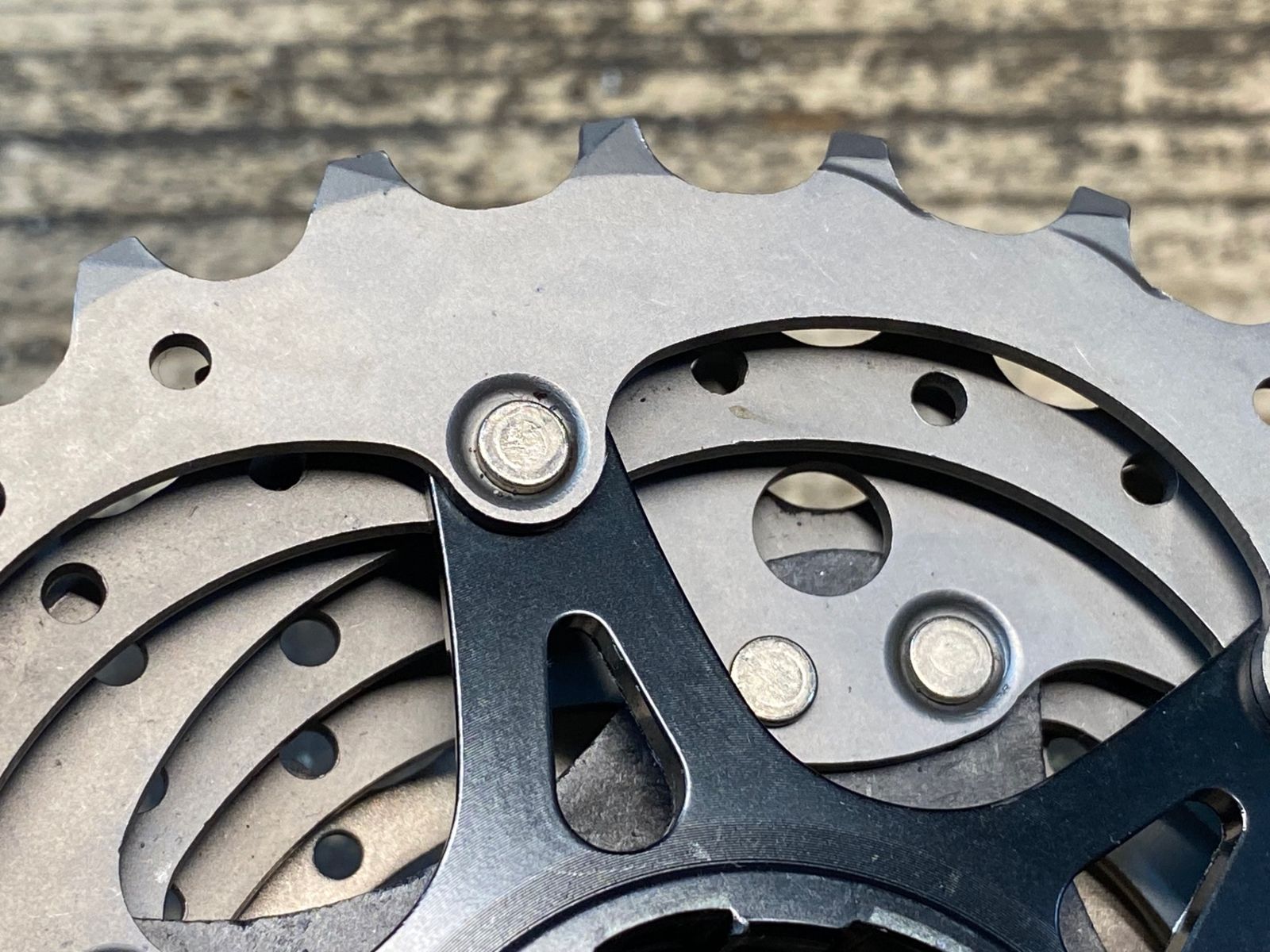 Shimano DURA-ACE CS-9000 スプロケット 11-28T SHIMANO DURA ACE 9000 CASSETTE 11-28T CS-9000 – Orange