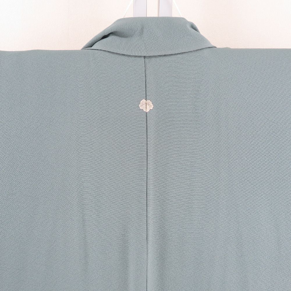 色無地 袷 グリーンブルー 一つ紋 蔦紋 正絹 広衿 仕立て上がり着物 身丈168cm【中古】 【キモノオフ野々市若松店】 色無地 袷 グリーンブルー 一つ紋 蔦紋 正絹 広衿 仕立て上がり着物