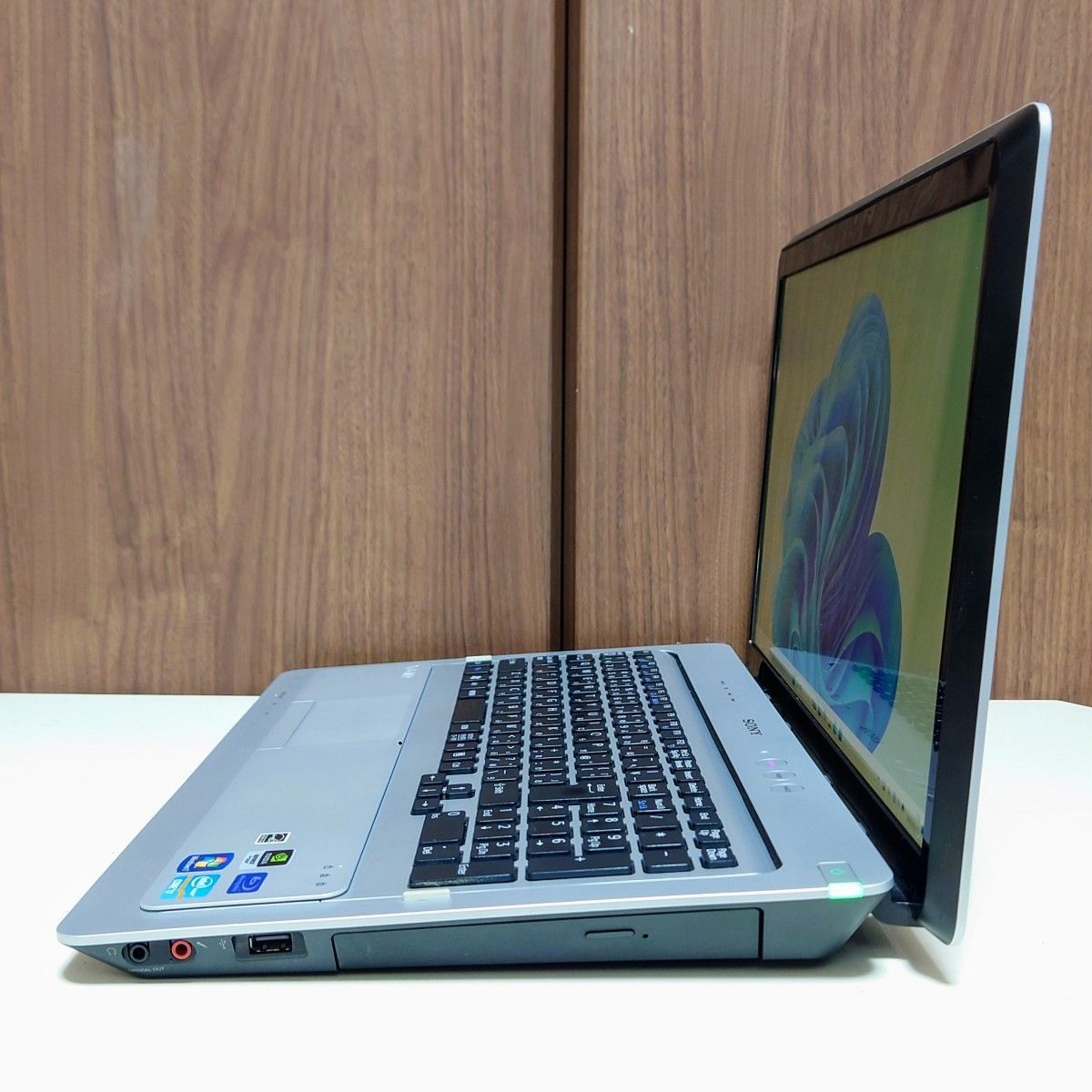 SONY VAIO Corei7 メモリ16GB SSD512GB DVD Windows11