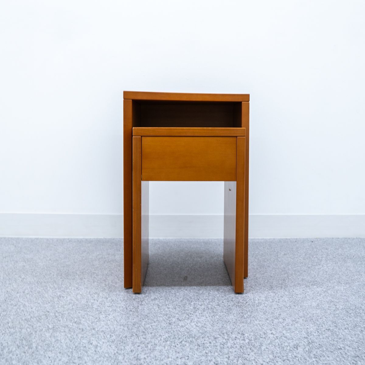 アルフレックス PORTO ポルト ネストテーブル サイドテーブル 川崎文男 arflex(アルフレックス)のPORTO(ポルト)ネストサイドテーブル