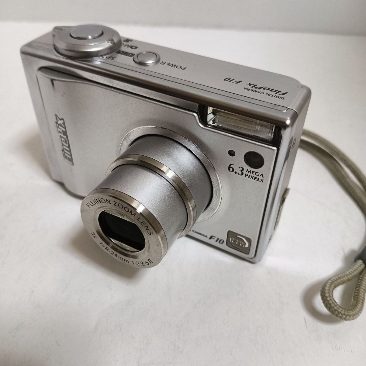 美品】FUJIFILM FINEPIX F10 シルバー 動作確認済 美品・完動品
