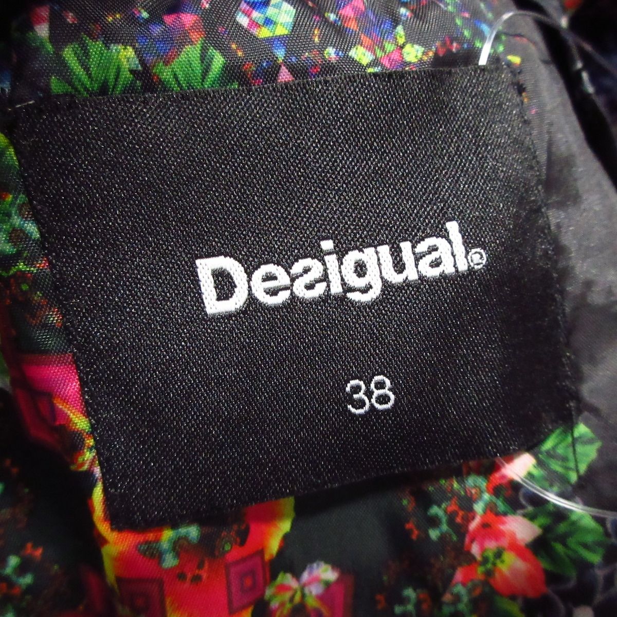 Desigual(デシグアル) コート サイズ38 - レッド×マルチ 長袖/冬 