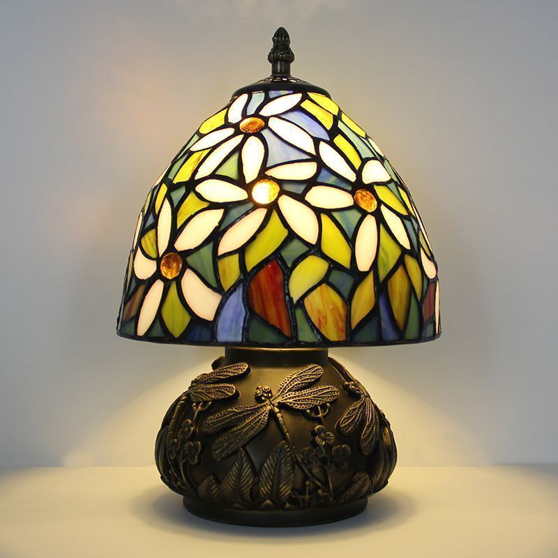 未使用 ヨーロッパ式  卓上ランプ ステンドグラス 卓上照明 高品質 ヨーロッパ式 卓上ランプ ステンドグラス 卓上照明 高品質