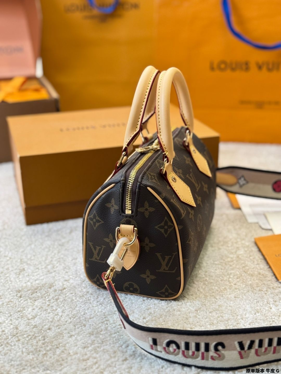 ☘️ 美品 希少 激レア モノグラム エピ LV イニシャル パステルカラー ☘️ 今日特価】LV Speedy 20 ピローバッグ レトロ シティキープアル