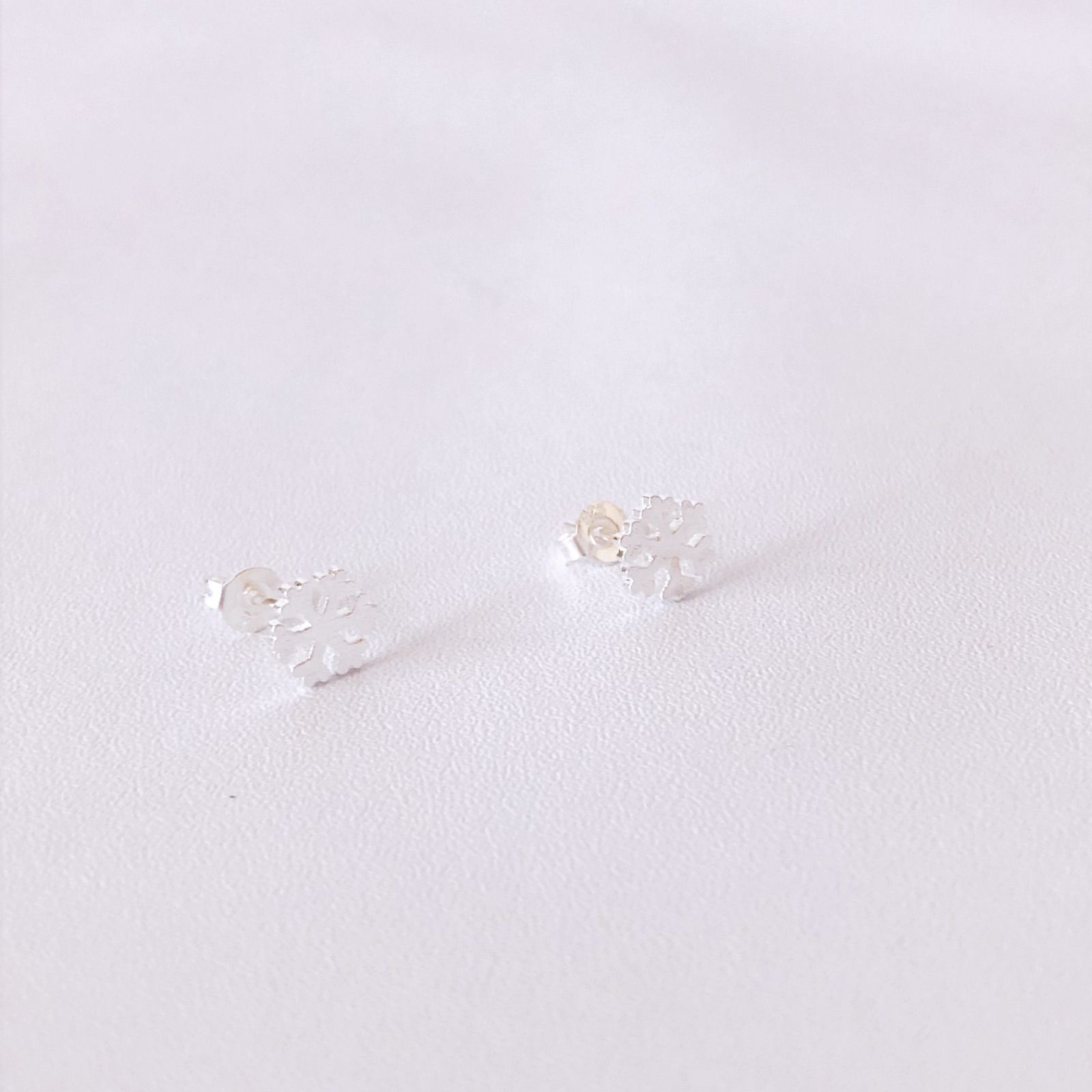 f70〉S925 スノーフレークピアス シルバー silver 雪の結晶 韓国 - メルカリ