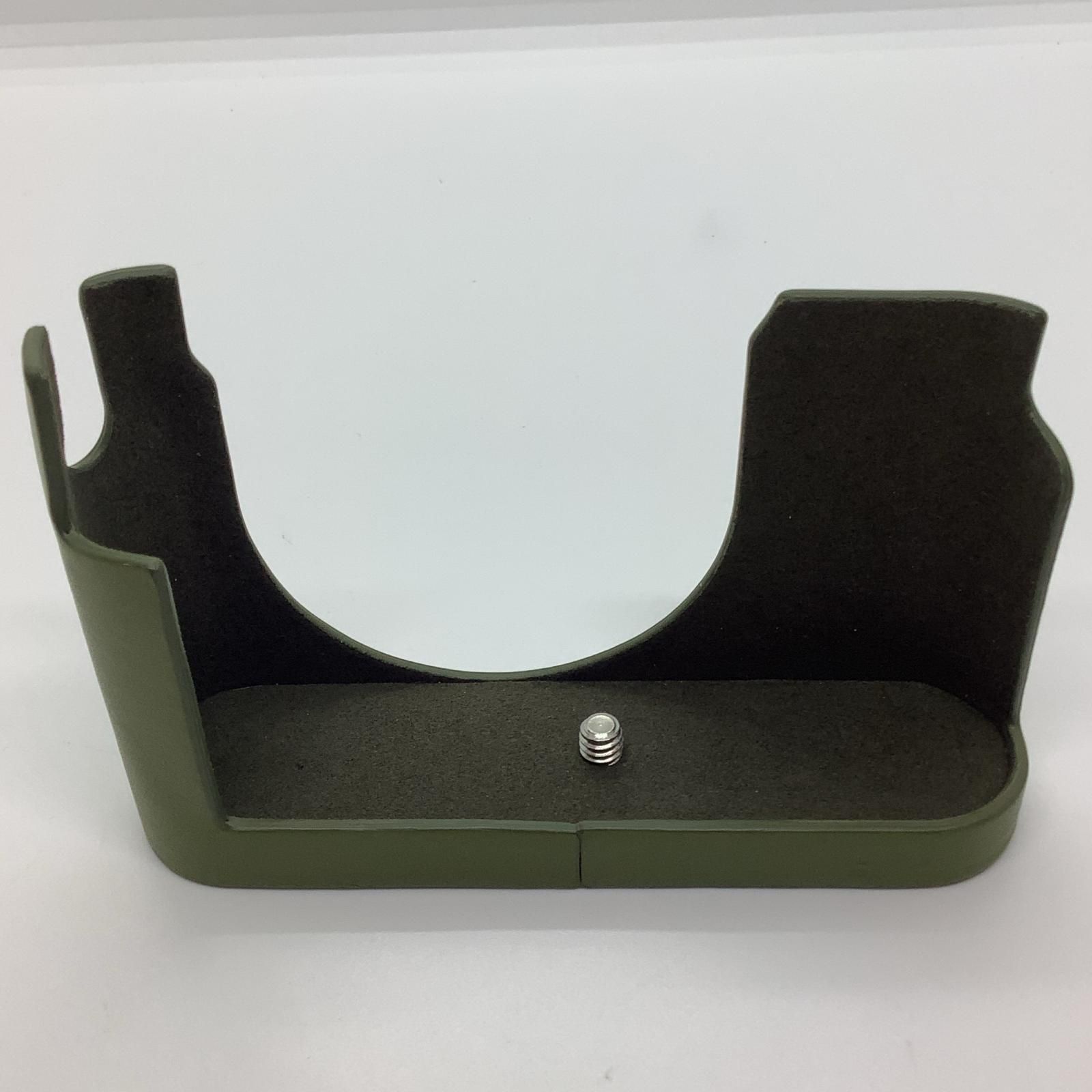 全額返金保証 最速発送 Leica D-LUX8用 プロテクター オリーブグリーン 19686 超 動作 済 LAWEED_CL