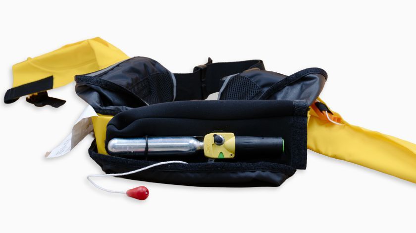 MANIA ライフジャケット