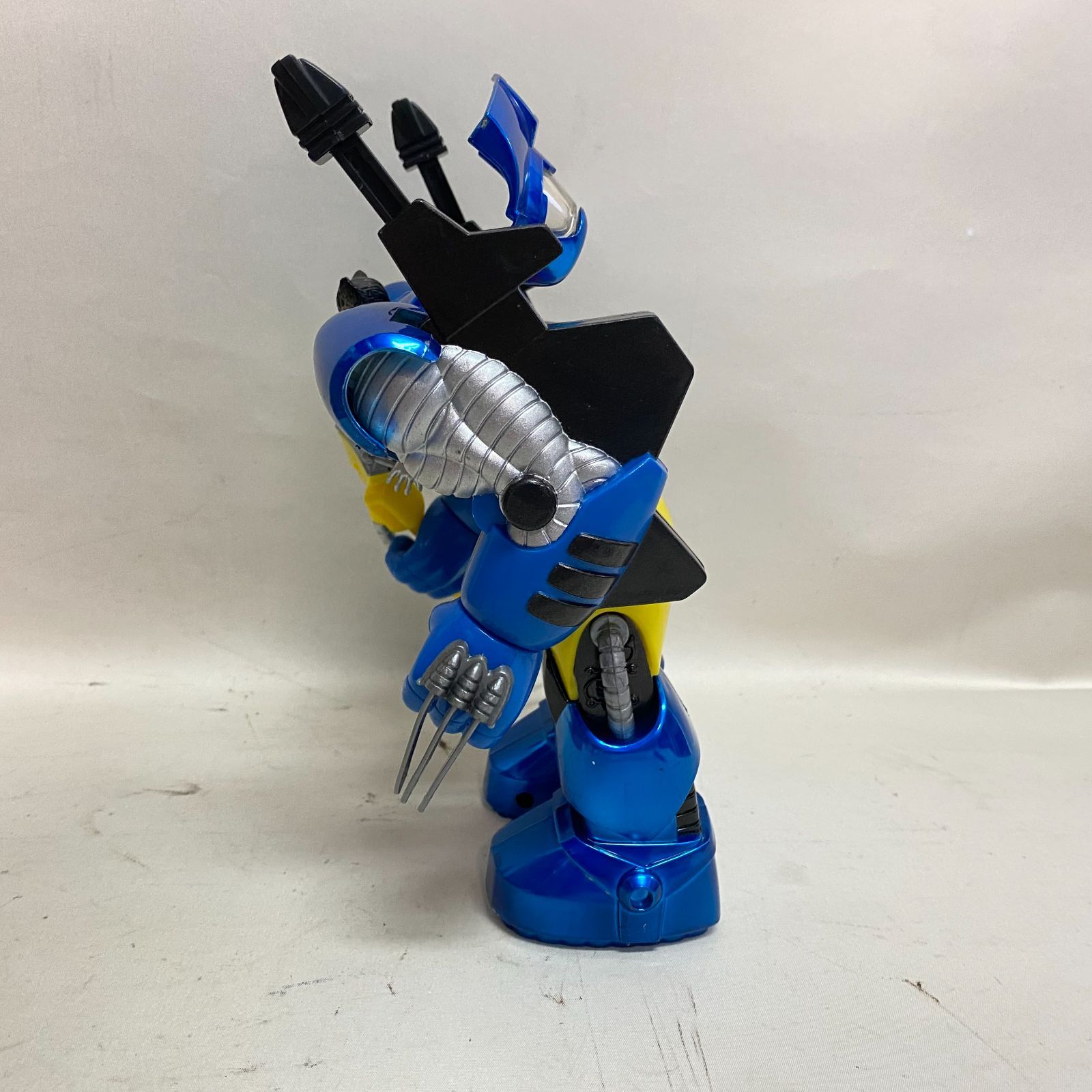 浜館29-1100】 【店舗併売品】 X-MEN Battle Action Mega-Armor 