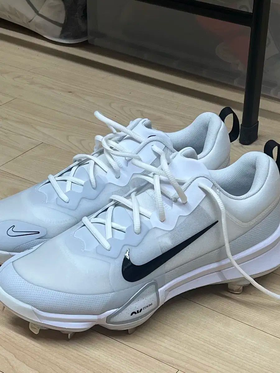 Nike スパイクシューズ ホワイト TROUT 9 Nike Zoom Trout