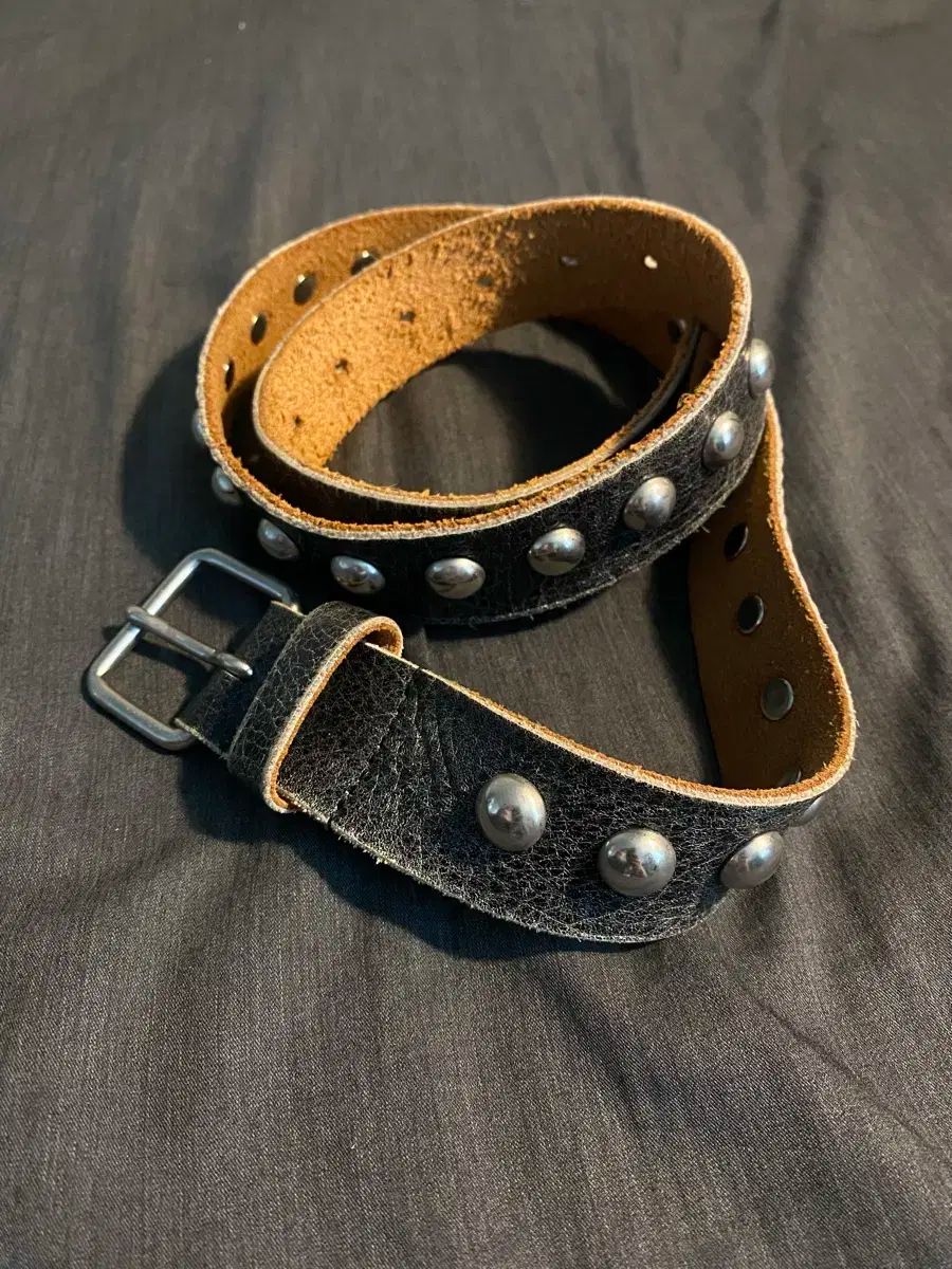 tao Comme des garcons スタッズベルト タオ コムデギャルソンtao COMME des GARCONS スタッズレザー