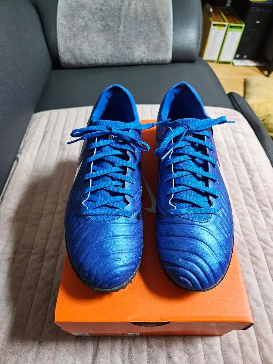 【雷市場（ポンジャン）商品韓国直送】 NIKE(ナイキ) ティエンポ 10 レジェンド プロ 270 tf サッカーシューズ