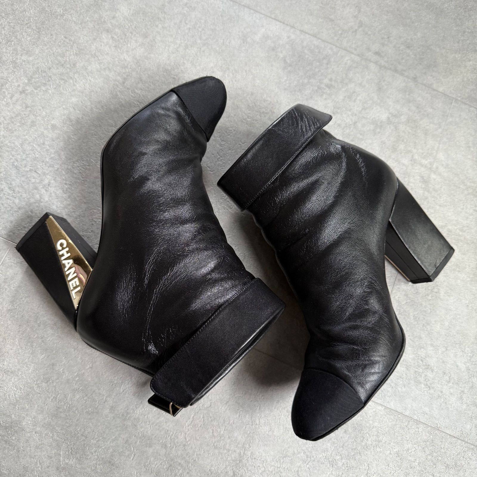 ショートブーツ ブラック