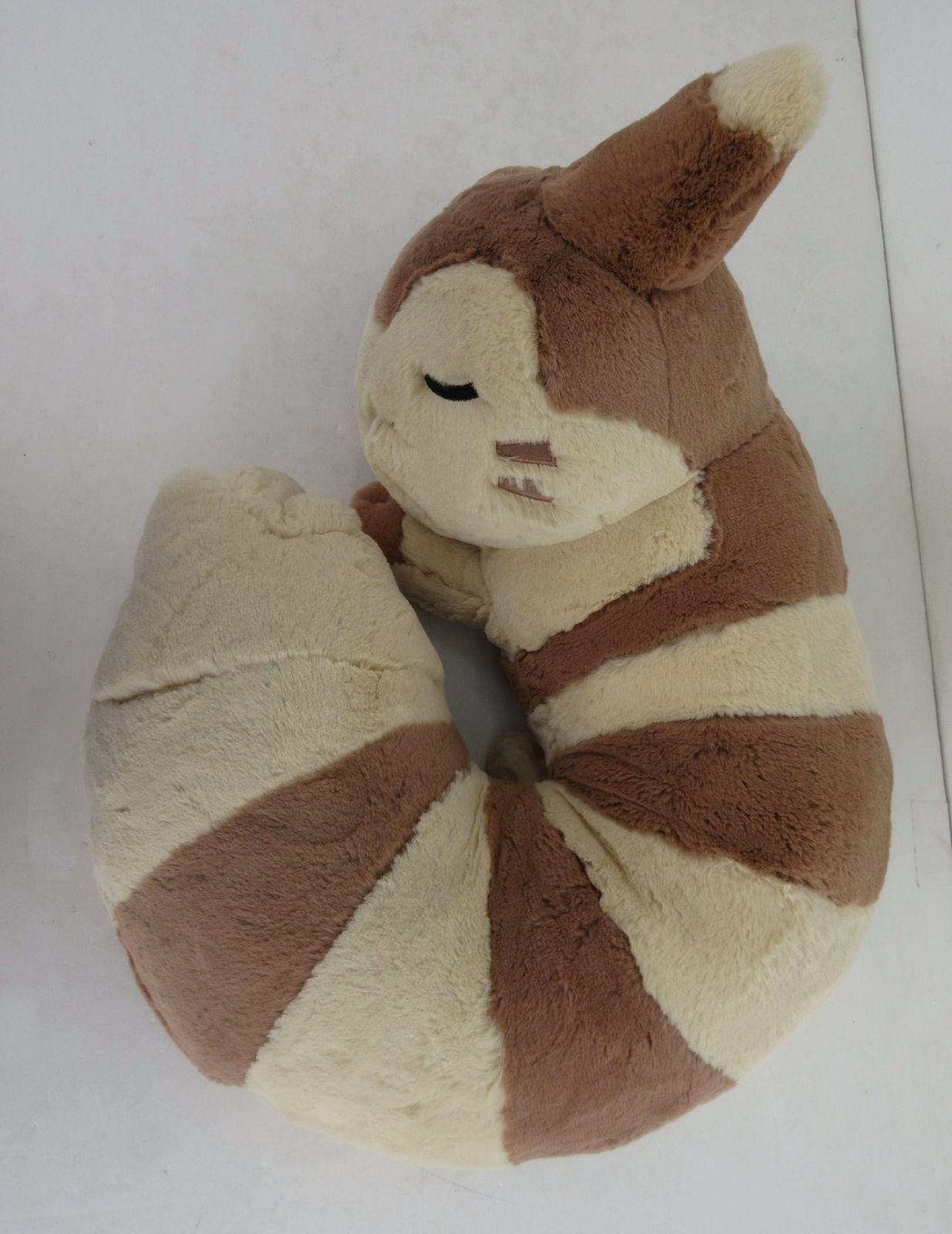 ポケモン★♥オオタチ♥★もりのおくりもの★ふわふわ　ぬいぐるみ　クッション Amazon.co.jp: ポケモンセンターオリジナル ふわふわぬいぐるみ