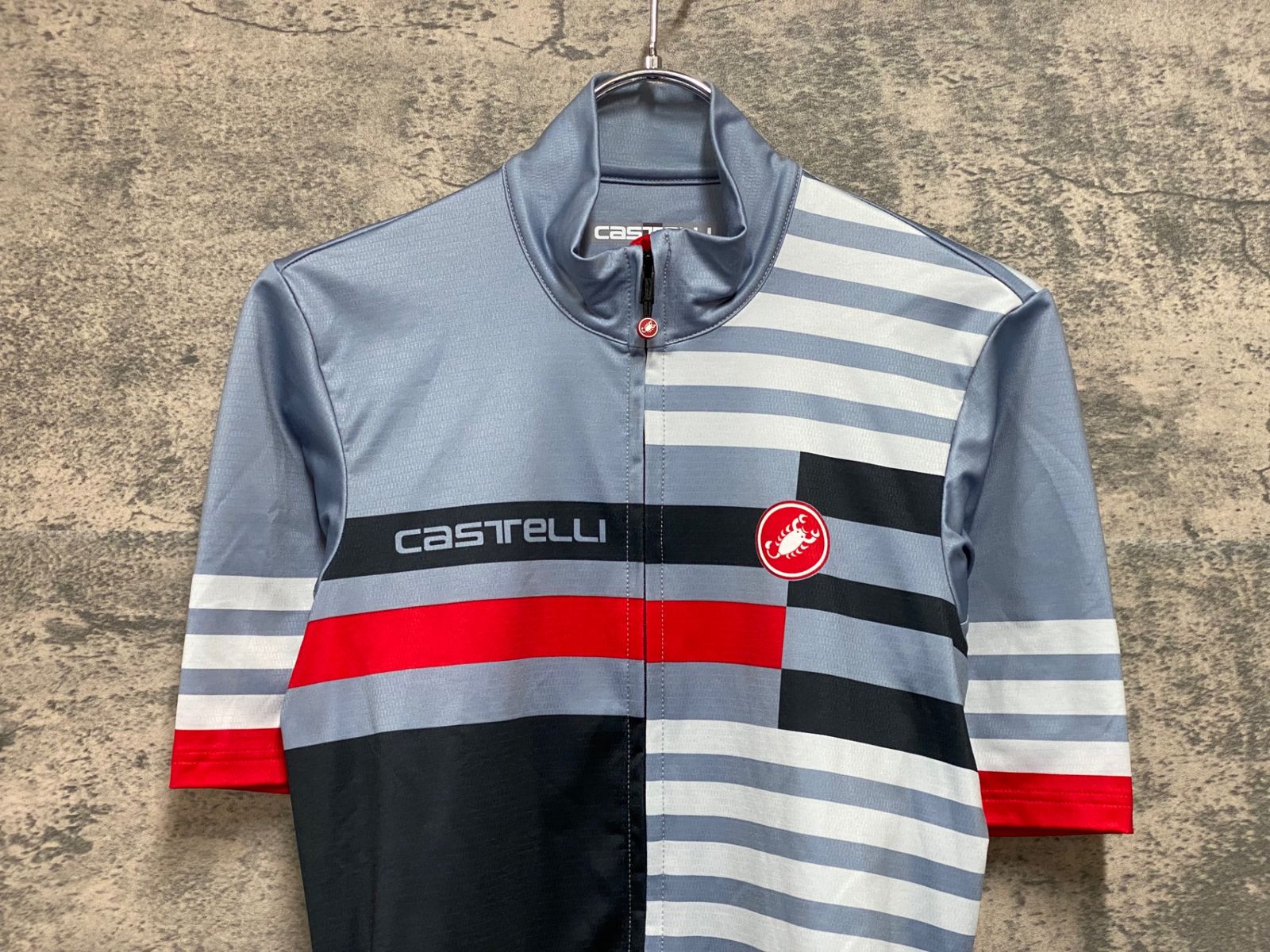 【未使用タグ付き】CASTELLI カステリ　サイクルウェア　ジャケット CASTELLI 「カステリ」 Lサイズ メンズ サイクルジャケット
