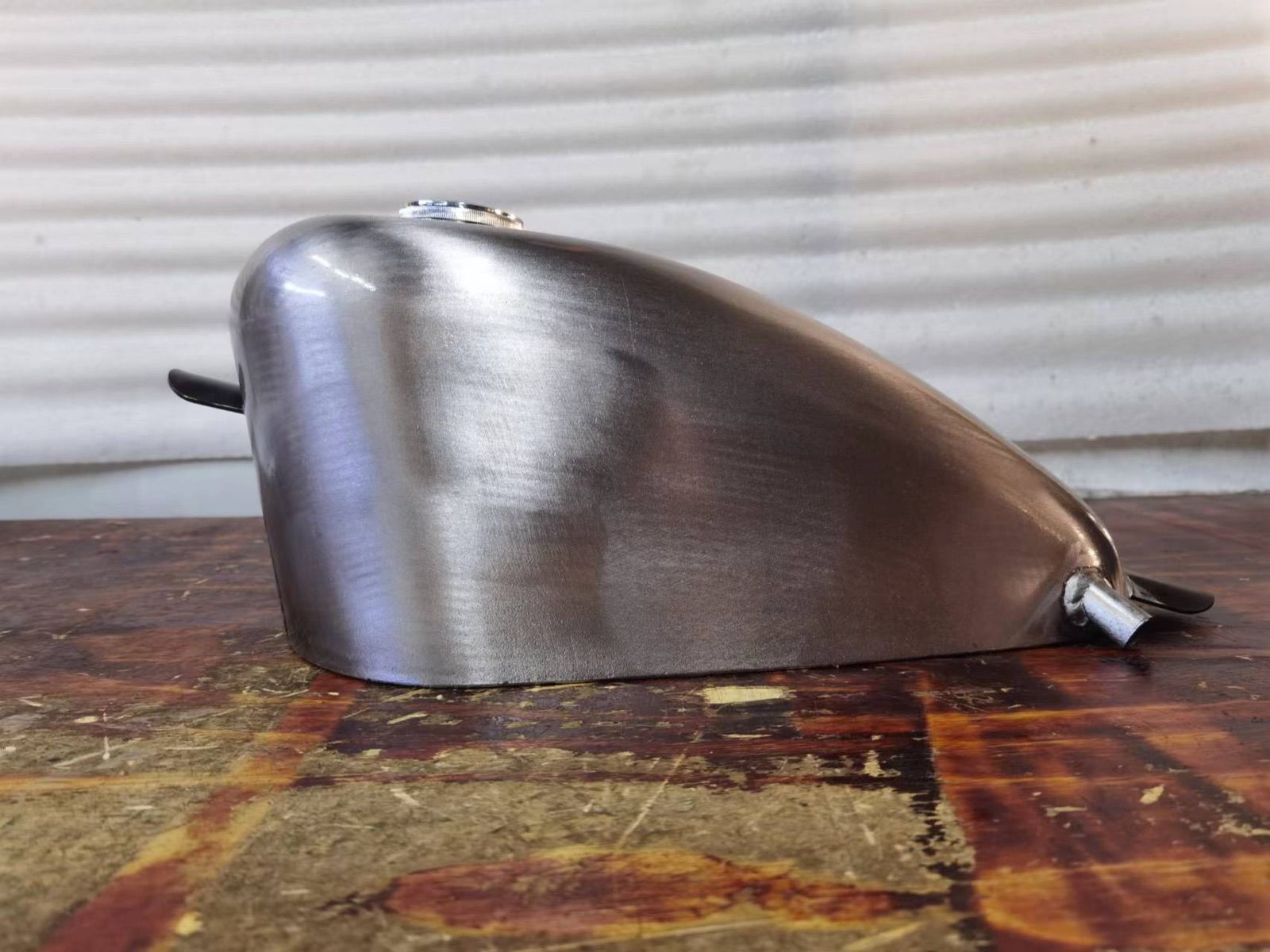 T-76 汎用品 ハーレー用 スポーツスタータンク ハイトンネル