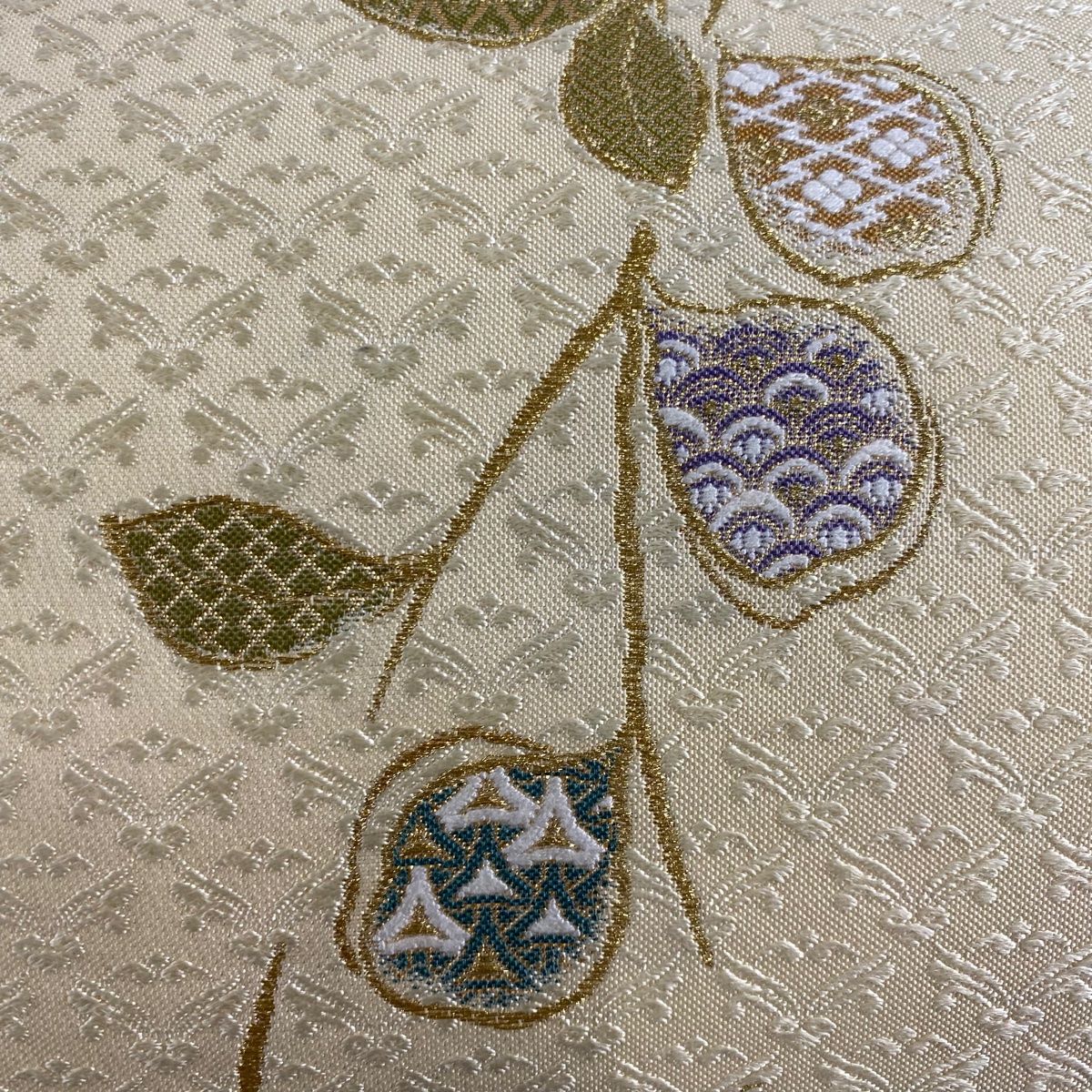 上品 深支子色系 金糸 袋帯 袋帯 美品 秀品 落款 朧月 菱 宝尽くし 金糸 箔 黒 六通 正絹