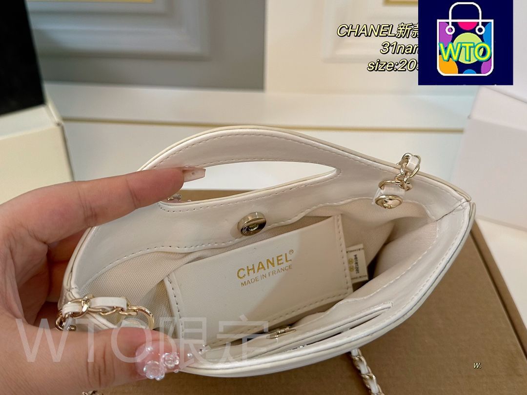 CHANELシャネルの新作31 nanoハンドバッグ、カメラバッグ