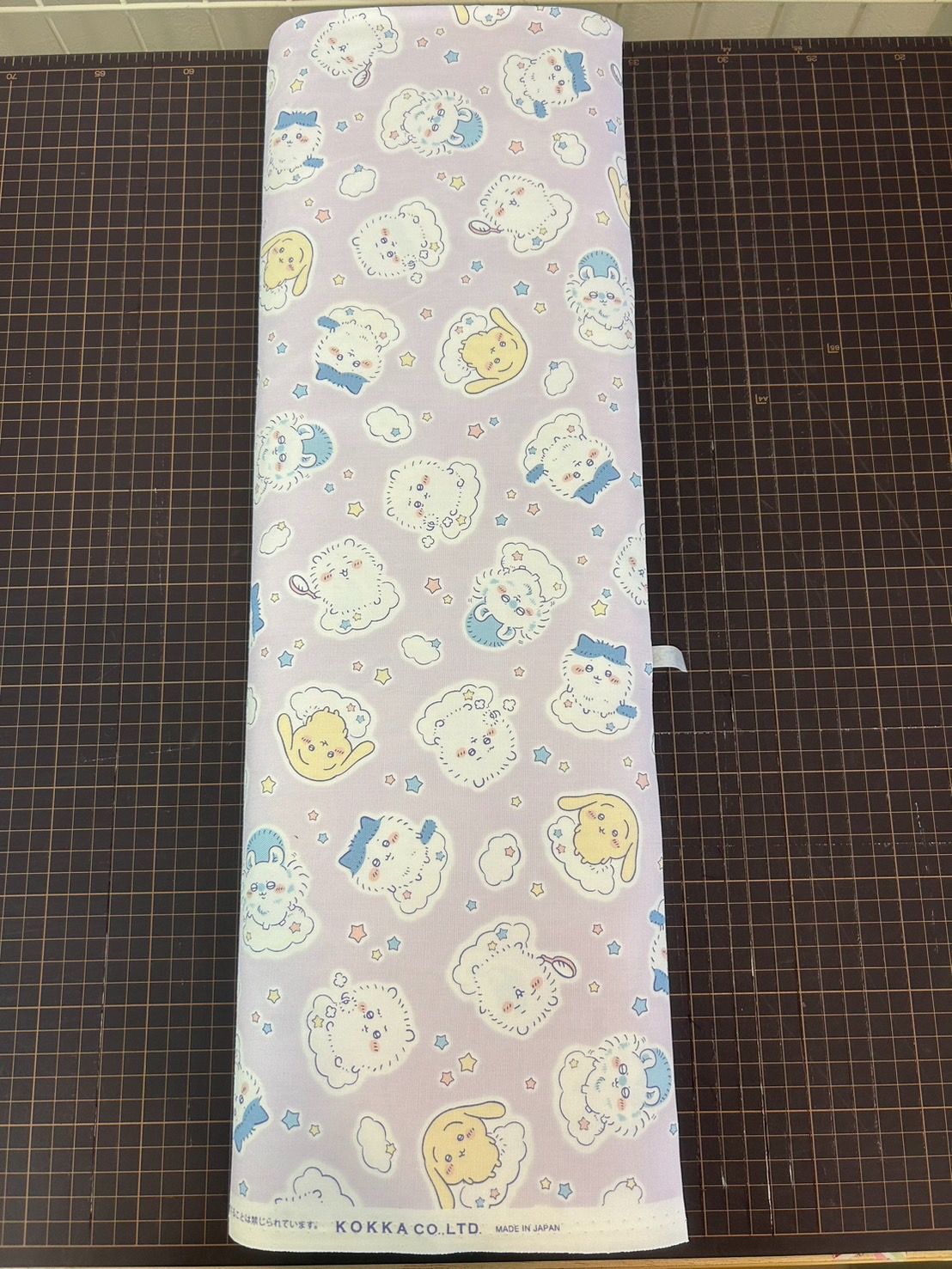 788 国内生地オックス　ちいかわ　ゆめかわ(パープル)　オーダーカット売り(50cm～)