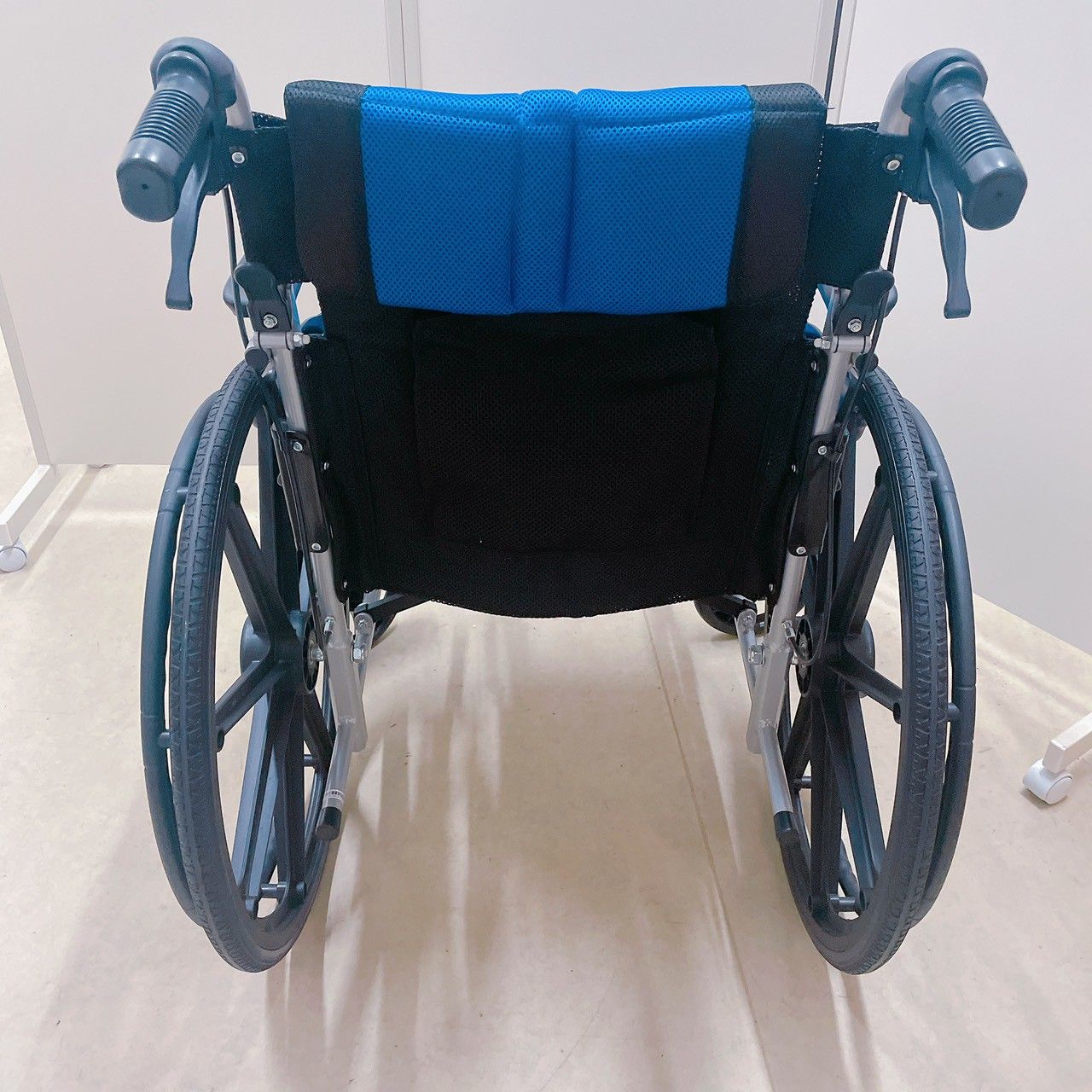 折りたたみ 青色