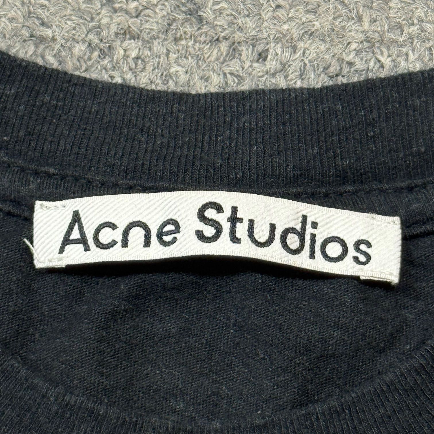 参考上代51700円 Acne Studios ハートプリント Tシャツ カットソー