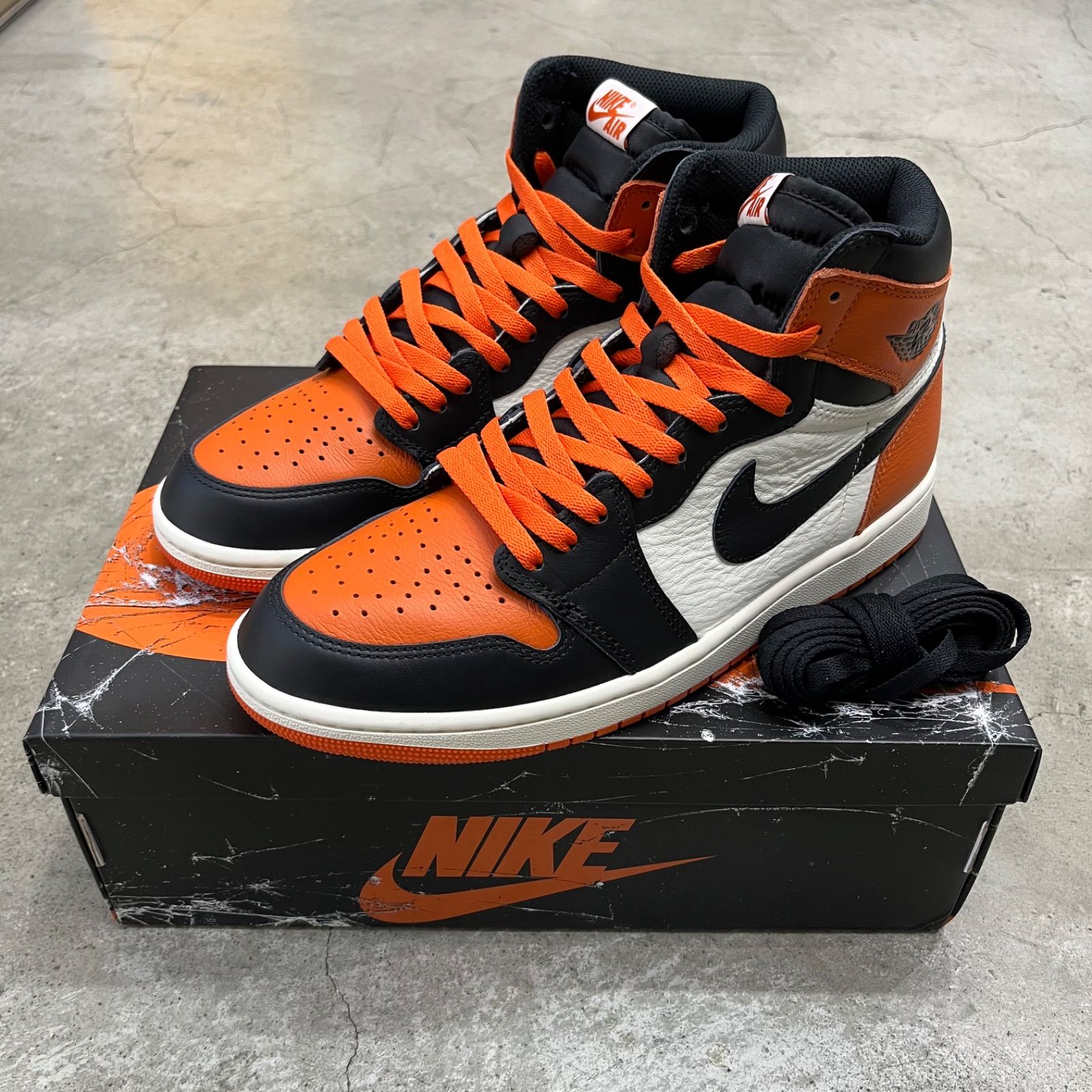 NIKE Air Jordan 1 Retro High OG Shattered Backboard シャッター 