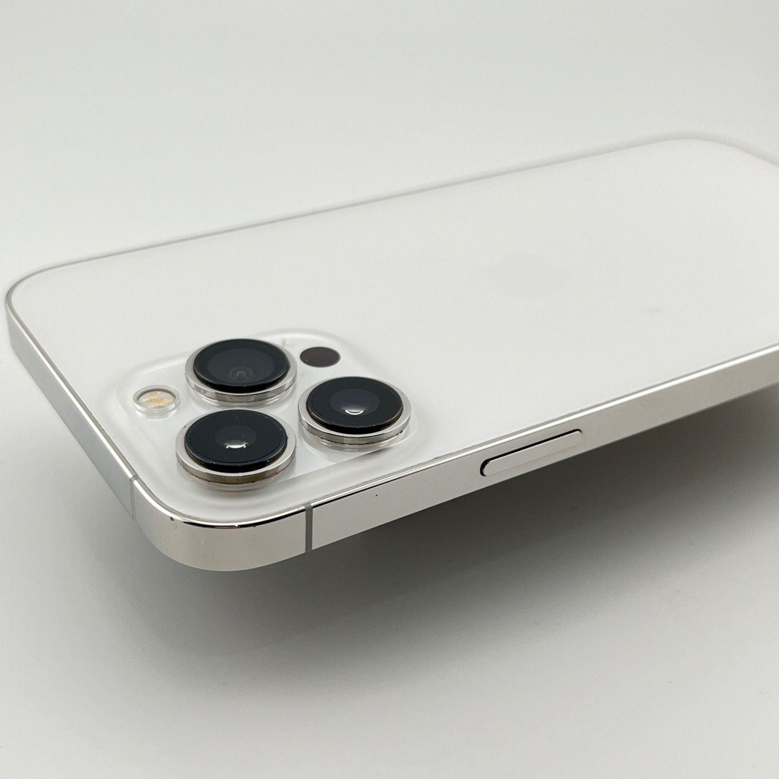 【美品・動作確認済み】iPhone13 ProMax シルバー ホワイト iPhone13 Pro Max 商品一覧｜ムスビー【中古スマホ・中古