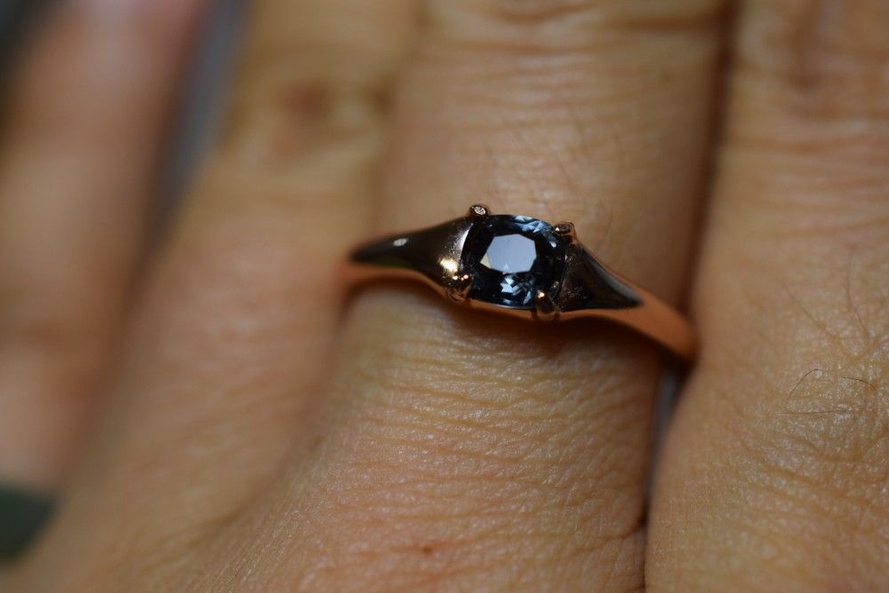 RS7-74 非加熱 宝石質 高貴な洗練の高級感紺色 スピネル リング 指輪