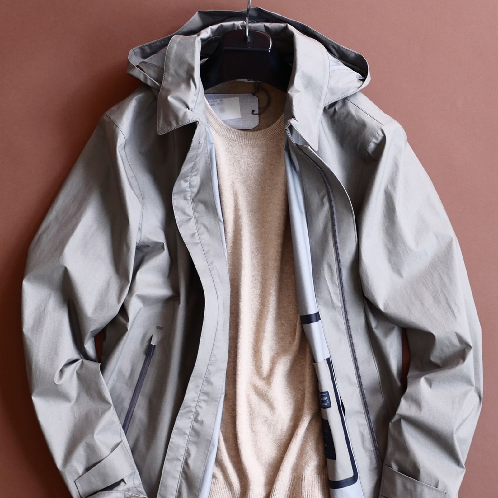 dt130 48 50 52 選択可 HERNOヘルノ Laminar ラミナー 都会的スタイリッシュ ライトウェイトコート メンズ