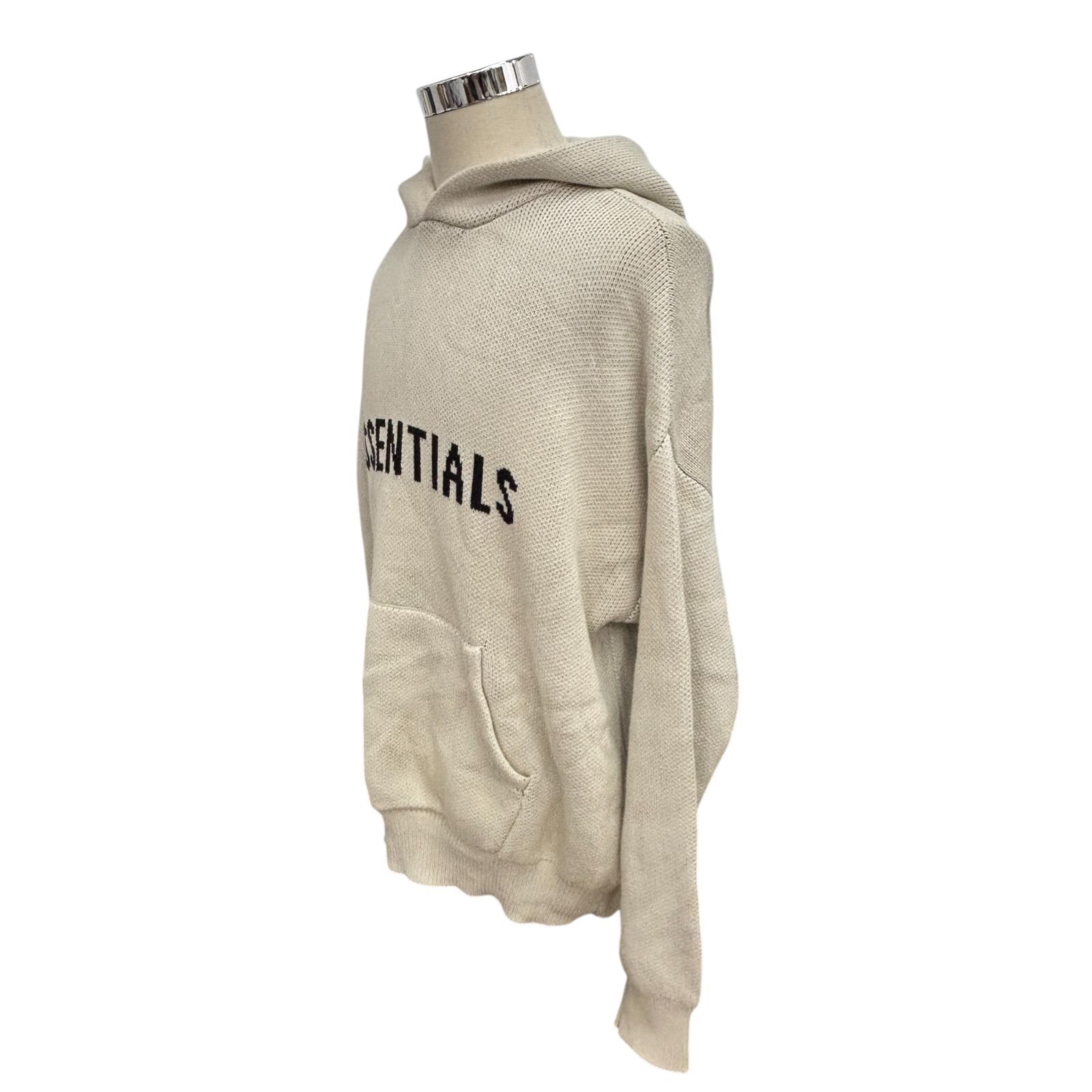 エッセンシャルズ