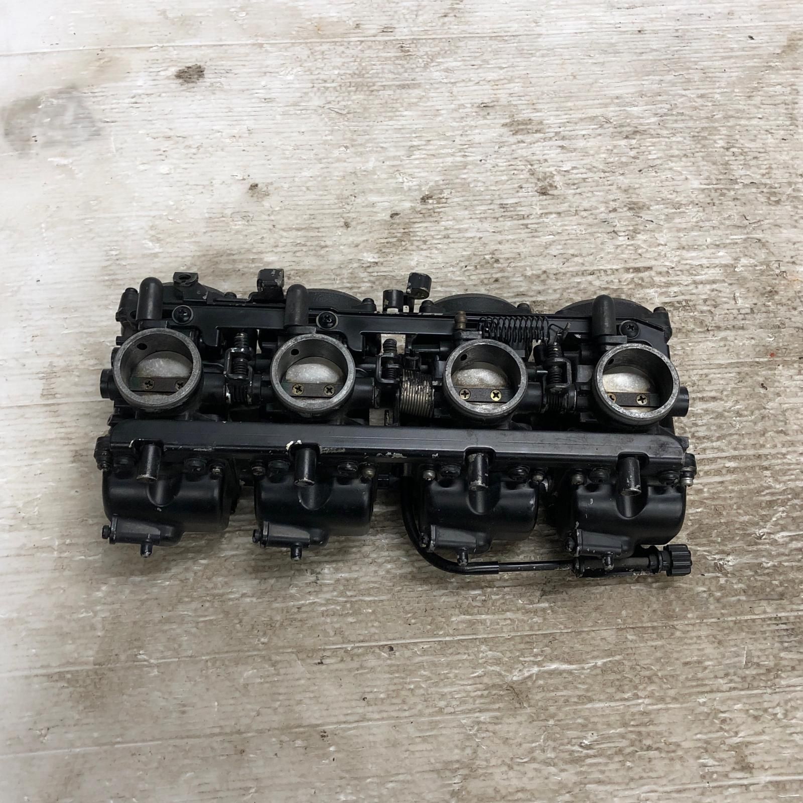 KAWASAKI ゼファー1100 ZRT10A キャブレター 部品取り カワサキ