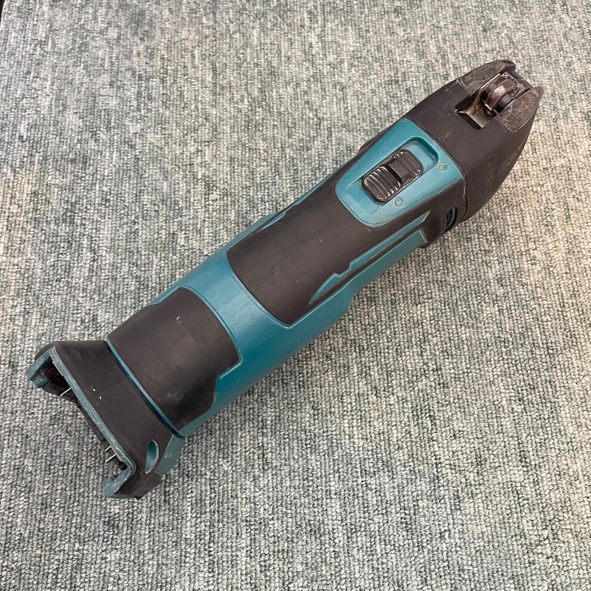 18V