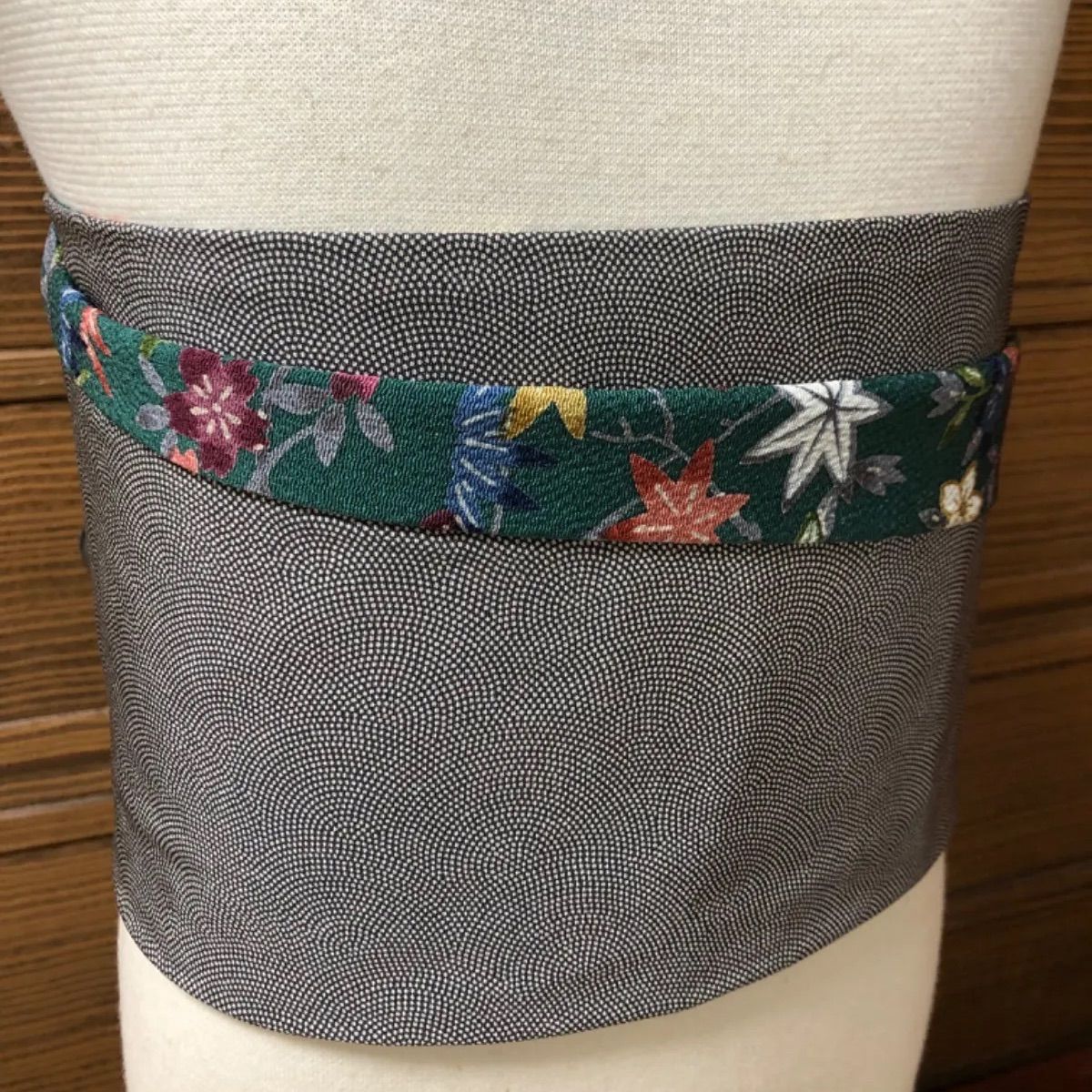 受注制作 246号 半幅帯 琉球紅型 アイボリー×鮫小紋 緑 正絹