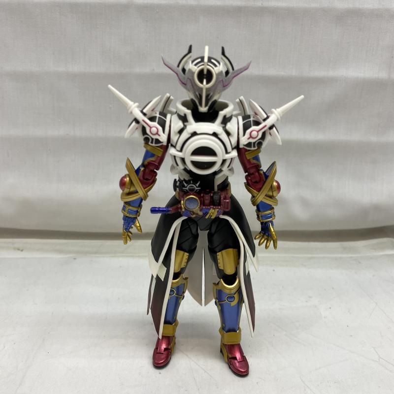 S.H.フィギュアーツ 仮面ライダーエボル ブラックホールフォームフェーズ４ Amazon.co.jp: バンダイ(BANDAI) S.H.Figuarts 仮面ライダー
