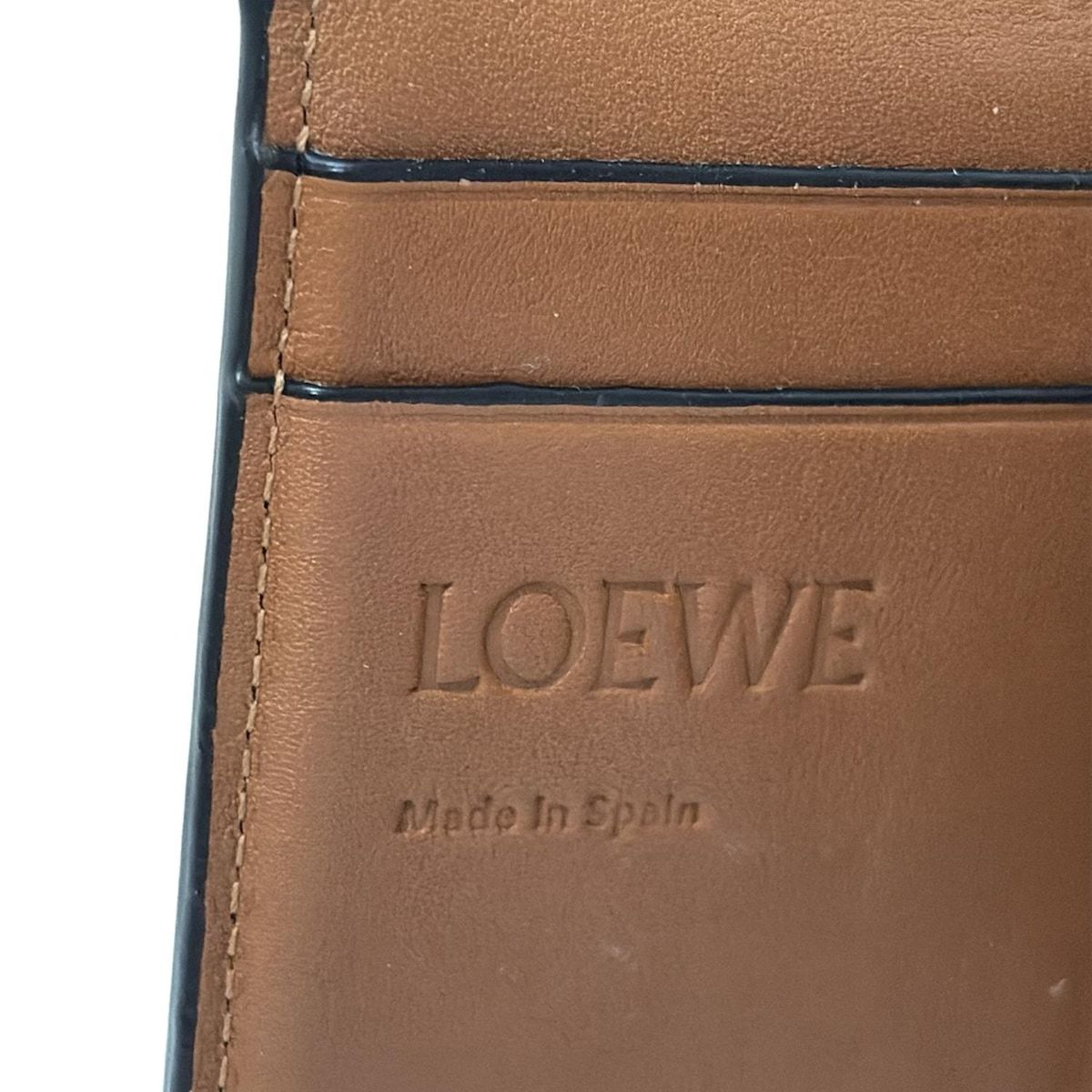 ロエベ　LOEWE ベージュ　アナグラム　レザー 三つ折り財布 ロゴ付き LOEWE(ロエベ) 3つ折り財布 - グレーベージュ アナグラム レザー