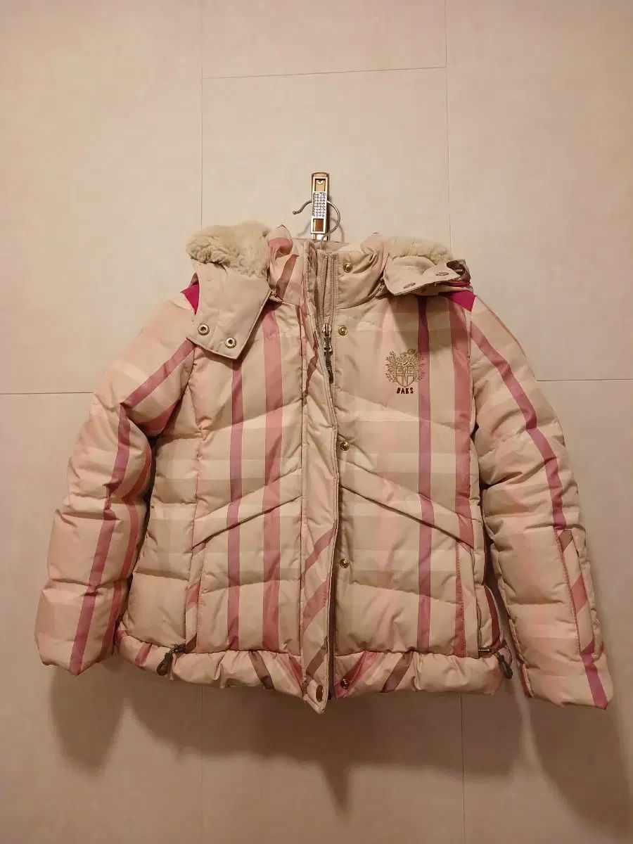 DAKS DAKS ダックス キッズ 正規品 女児 ショートダウンコート 120 7Y サイズ