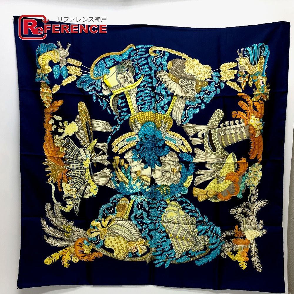 エルメス　HERMES　スカーフ　カレ90　軍帽とヘルメット HERMES エルメス スカーフ カレ 90 chapeau! 脱帽 シルク - メルカリ